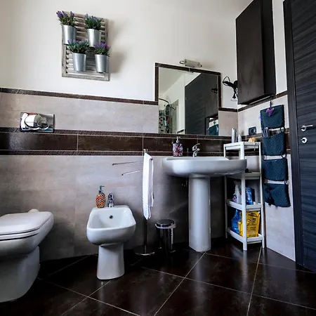Casa Zan Arte & Outdoor Verso La Valle D'aosta 아파트 Baio Dora
