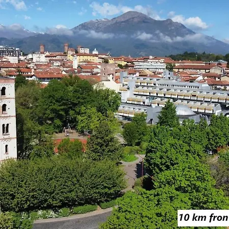 아파트 Casa Zan Arte & Outdoor Verso La Valle D'aosta Baio Dora